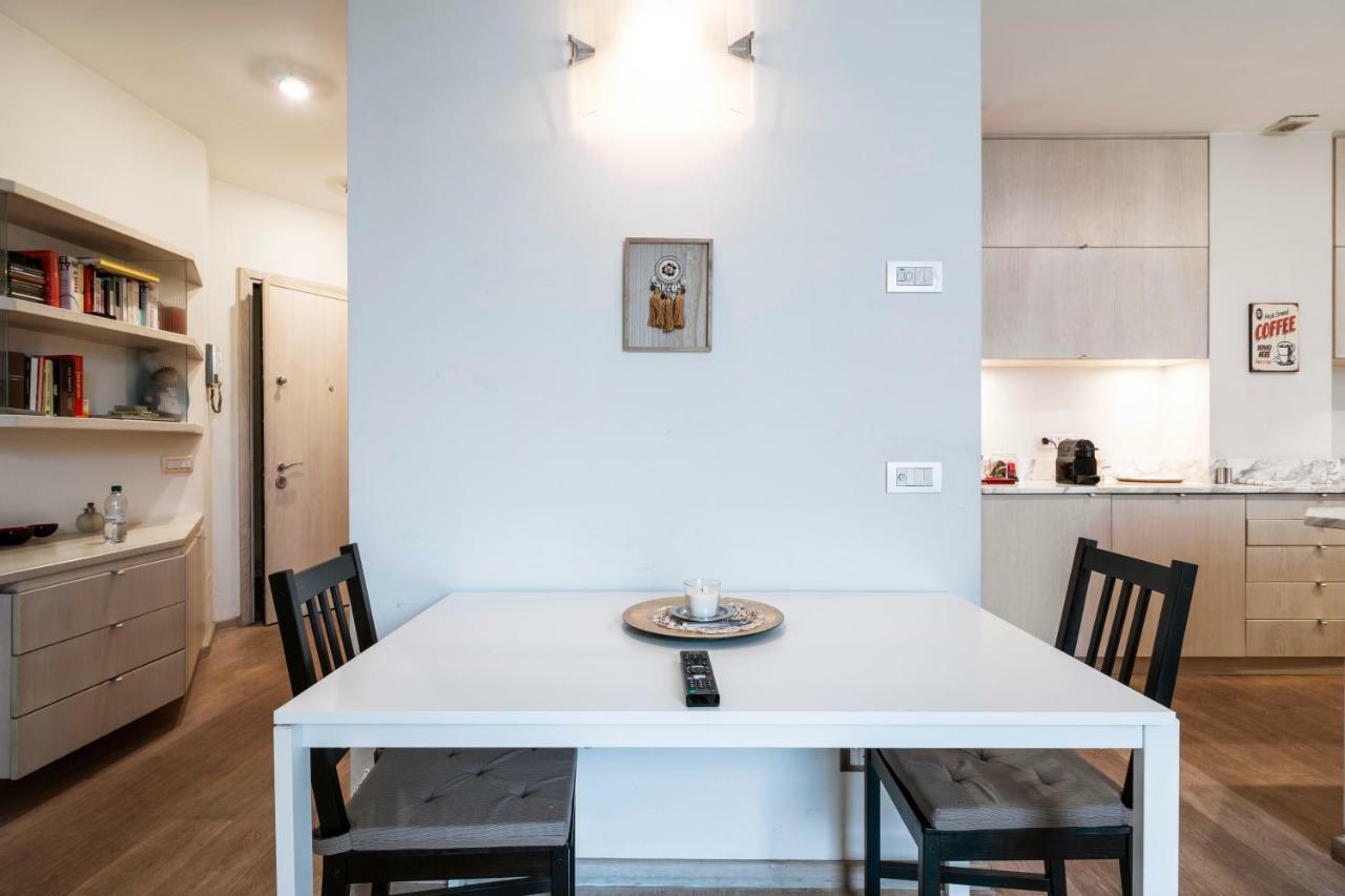 Santo Stefano Luxury Apartment Milano Eksteriør billede